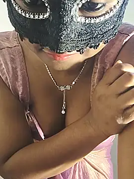 DIRTYSECRET_QUEEN_07 webcam