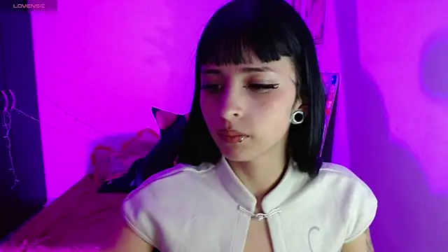 Kind_Scarlett webcam