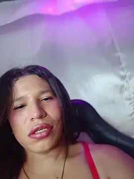 nailahxoxo webcam