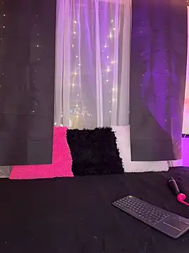 SussyRoxy_ webcam