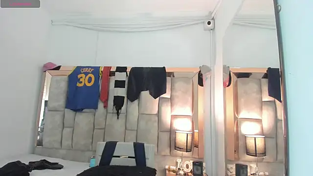 Titan_Moreno_ webcam