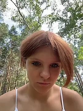 NinaParri webcam