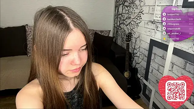 ElmiraDabato webcam