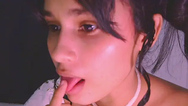 Baby_Elisee webcam