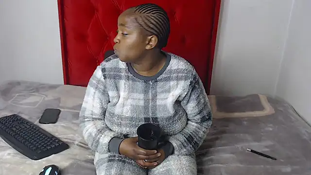 African_Busty webcam