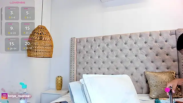 Katya_Rousseav webcam