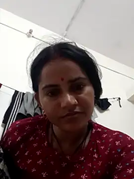 Hotnewbhabi_riya webcam