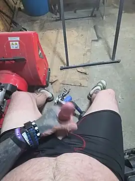 BiggDaddy1982 webcam