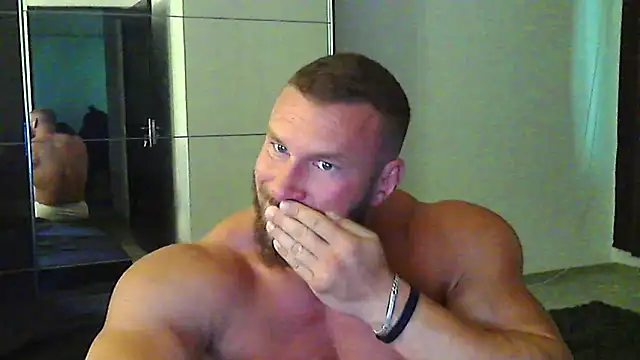 muscularkevin webcam
