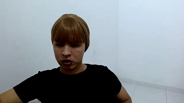 estefania224 webcam
