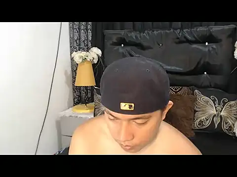 PRIMOLOVEXX webcam