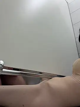 BallerinaCappuccino_ webcam