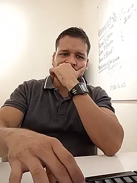 LucasGaeel webcam