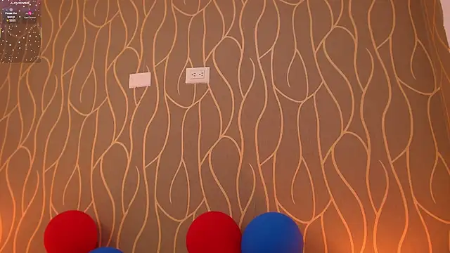 Victoria_Madore webcam
