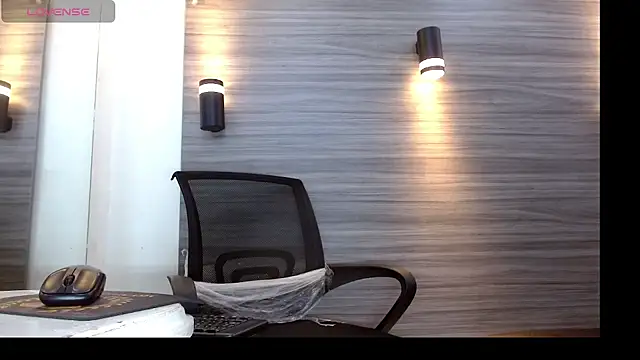 LeleHott01 webcam