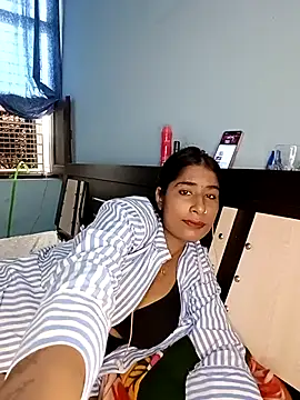 ShanayaRoseXO webcam