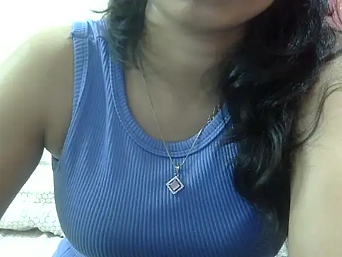 Hot-Jiya- webcam