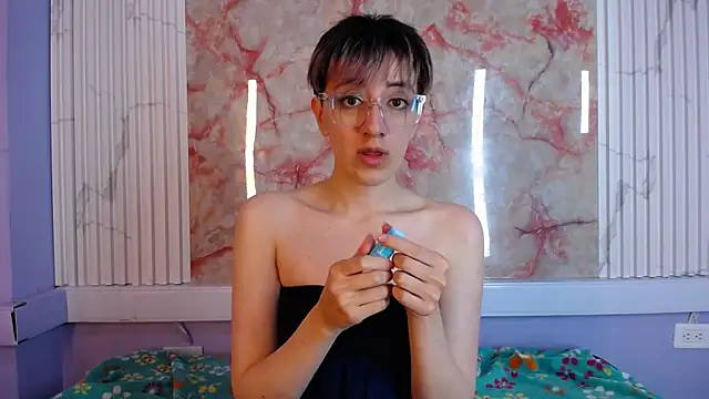Skylar_Miller_ webcam