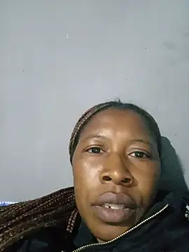 Queennewmind webcam