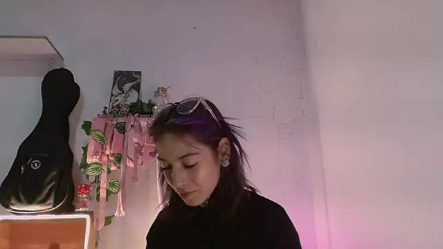 Scarllett_BDSM live cam on StripChat