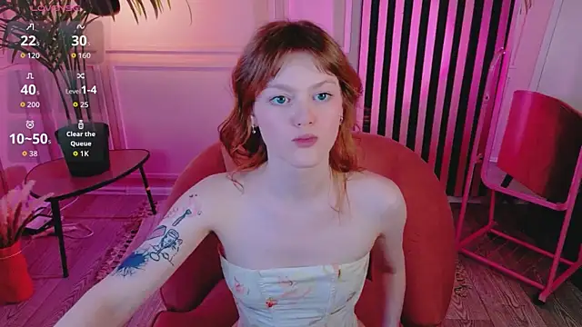 Lily_Mio webcam