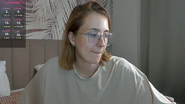 Lizzyvega webcam