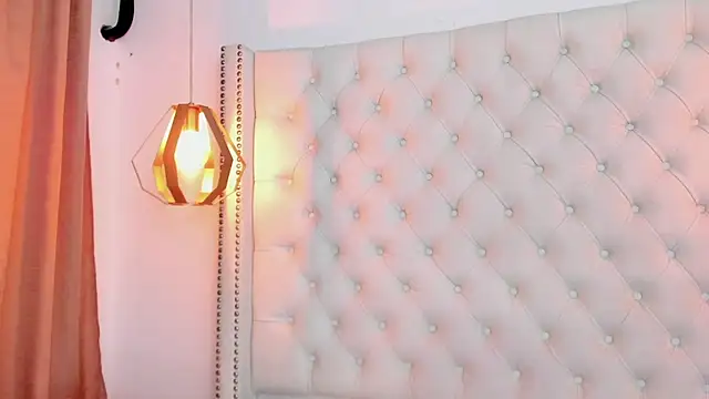 _ISALITTLESTAR_ webcam