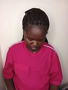 little_creamy webcam