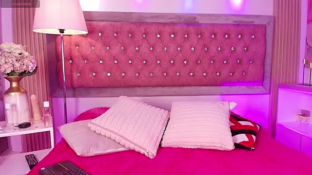 ZairaFoox webcam