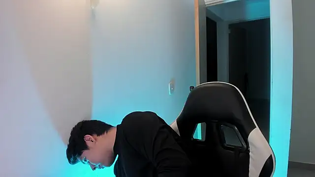 Asta_YunoXXX webcam