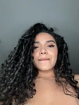 Curlyierr webcam