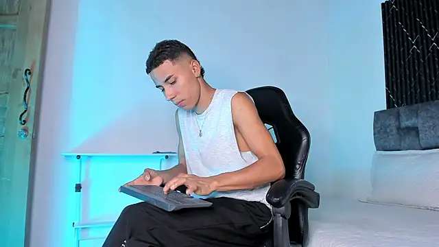 ThiagoSexy005 webcam