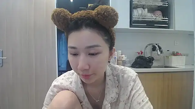 Asiagirll live cam on StripChat