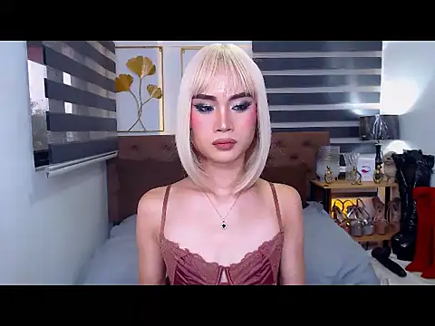 JuicyCockThea webcam