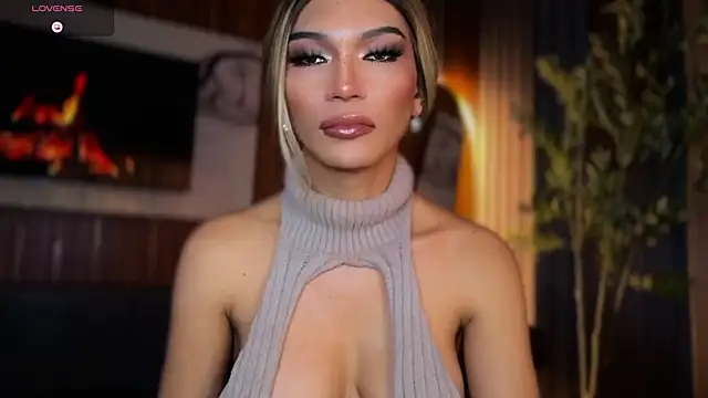 Maria_Manika webcam