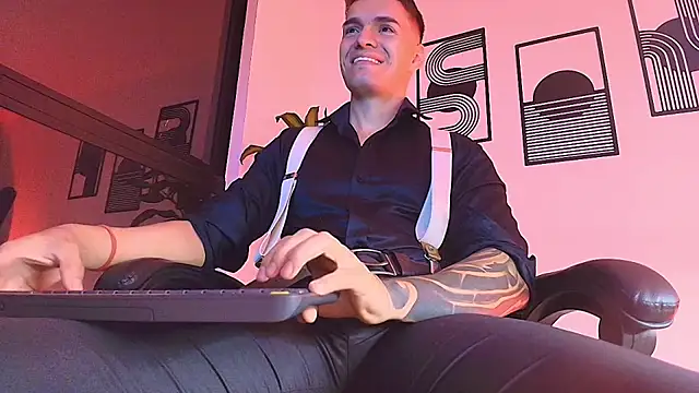 ALPHA_DOMINUS_ webcam