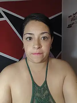 kiimjackson1- live cam on StripChat