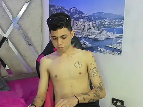 cameron_lux77 webcam