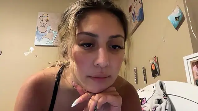 Badbihdani18 webcam