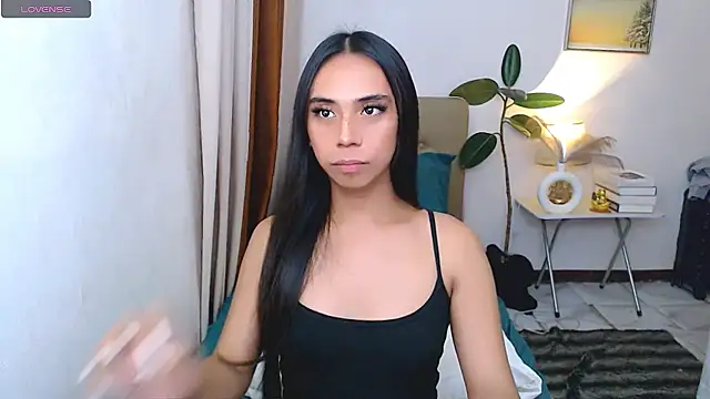scarlet_smith7 (T teen) - generous man will get my attention