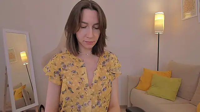 GoodGlamorGirl webcam