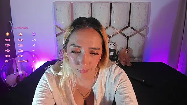 Amanda_klaire webcam