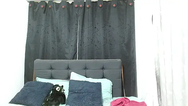 Alisteresa_ webcam