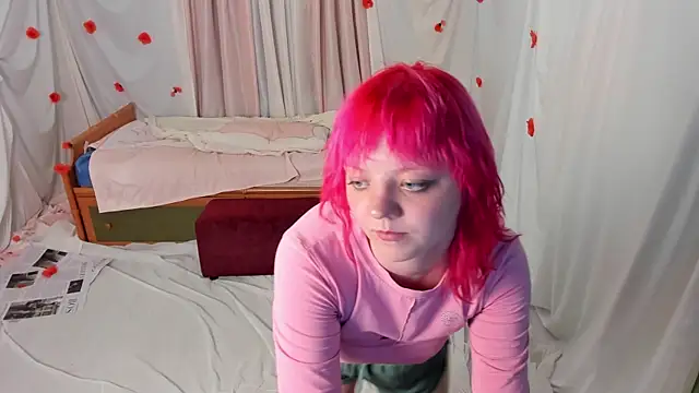 crazykitta - Crazykitta's free webcam - UK Sex Cams