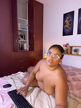 nairagold_ webcam