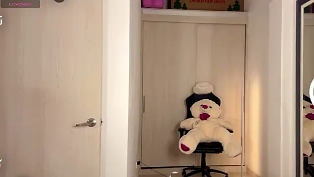 Isa_Pallmer webcam
