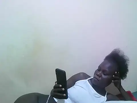 bianca_love2 live cam on StripChat