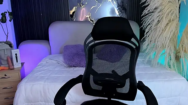 SarahCastro1_ webcam
