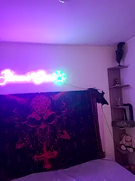 Sarah-Stoner webcam