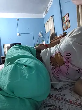 124pakhi webcam